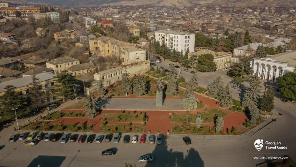 3 arsa Kaspi'de satılık. 1. - 5$