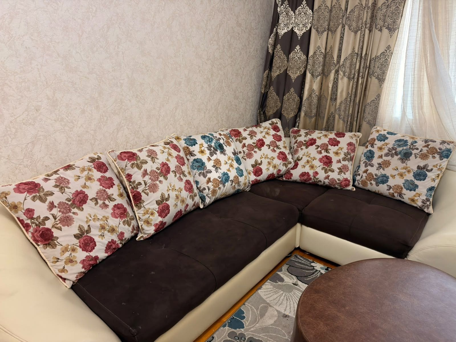 Furniture — 150₼