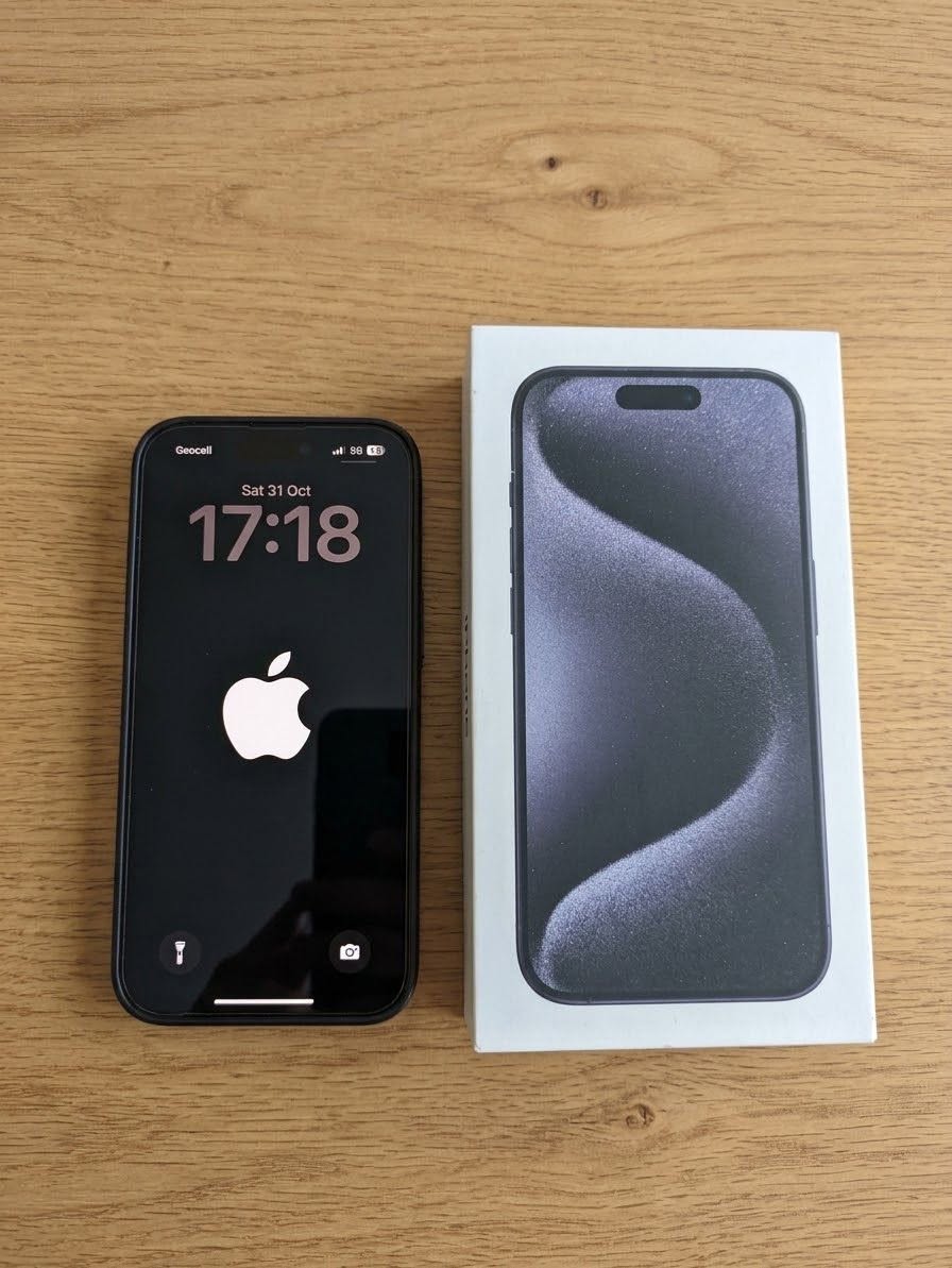 iPhone 15 Pro, battery 84%
