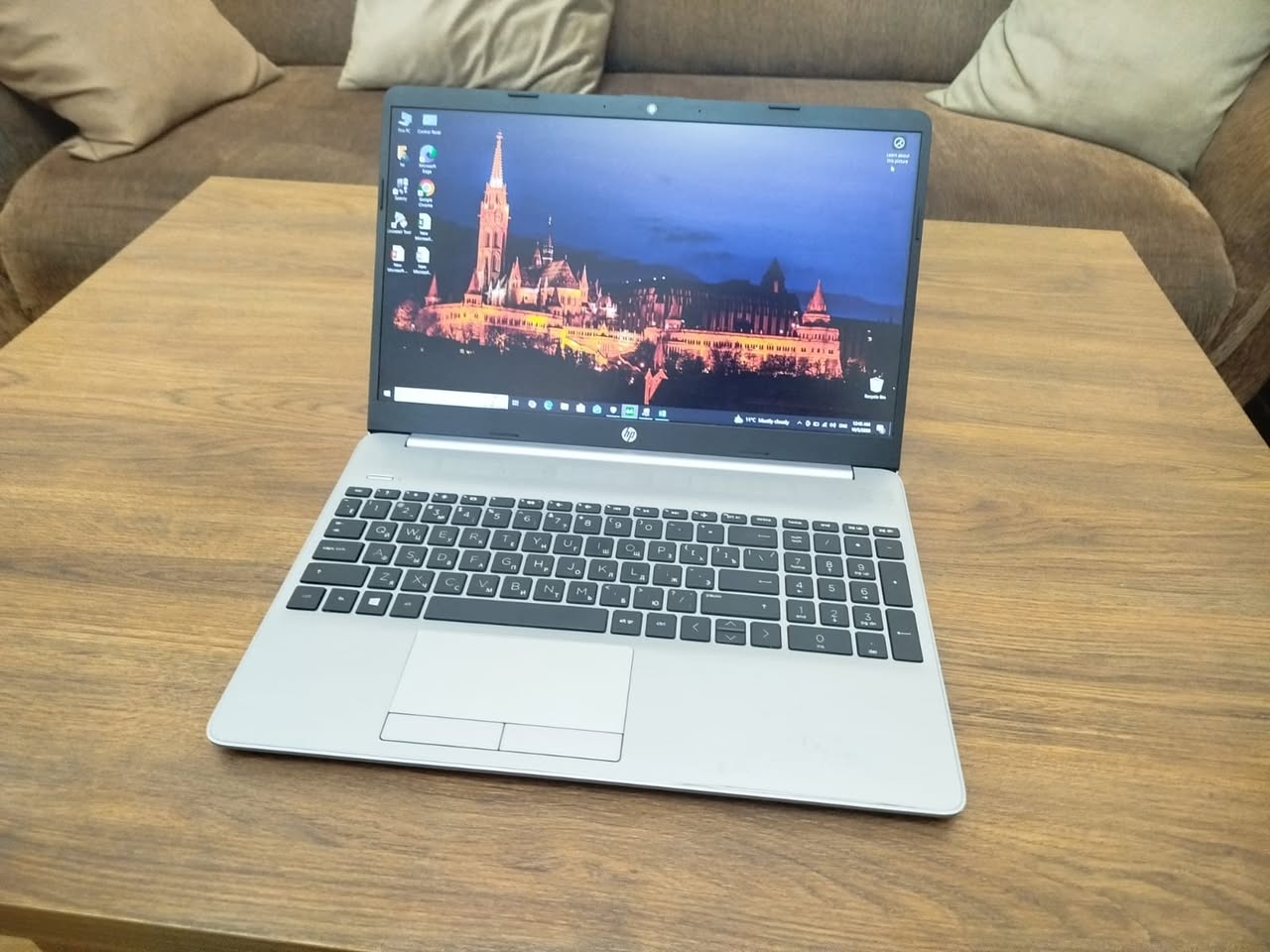 Satılır laptop, modeli HP G8 — 450₾