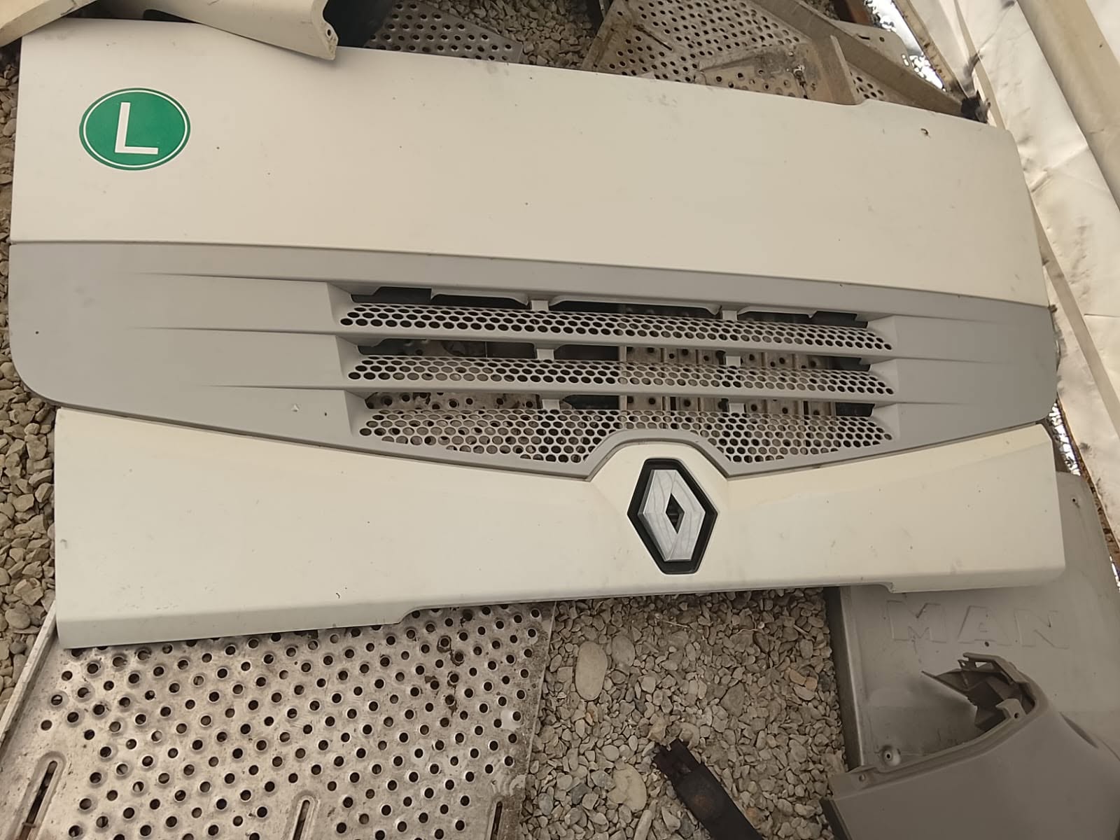 Renault Premium