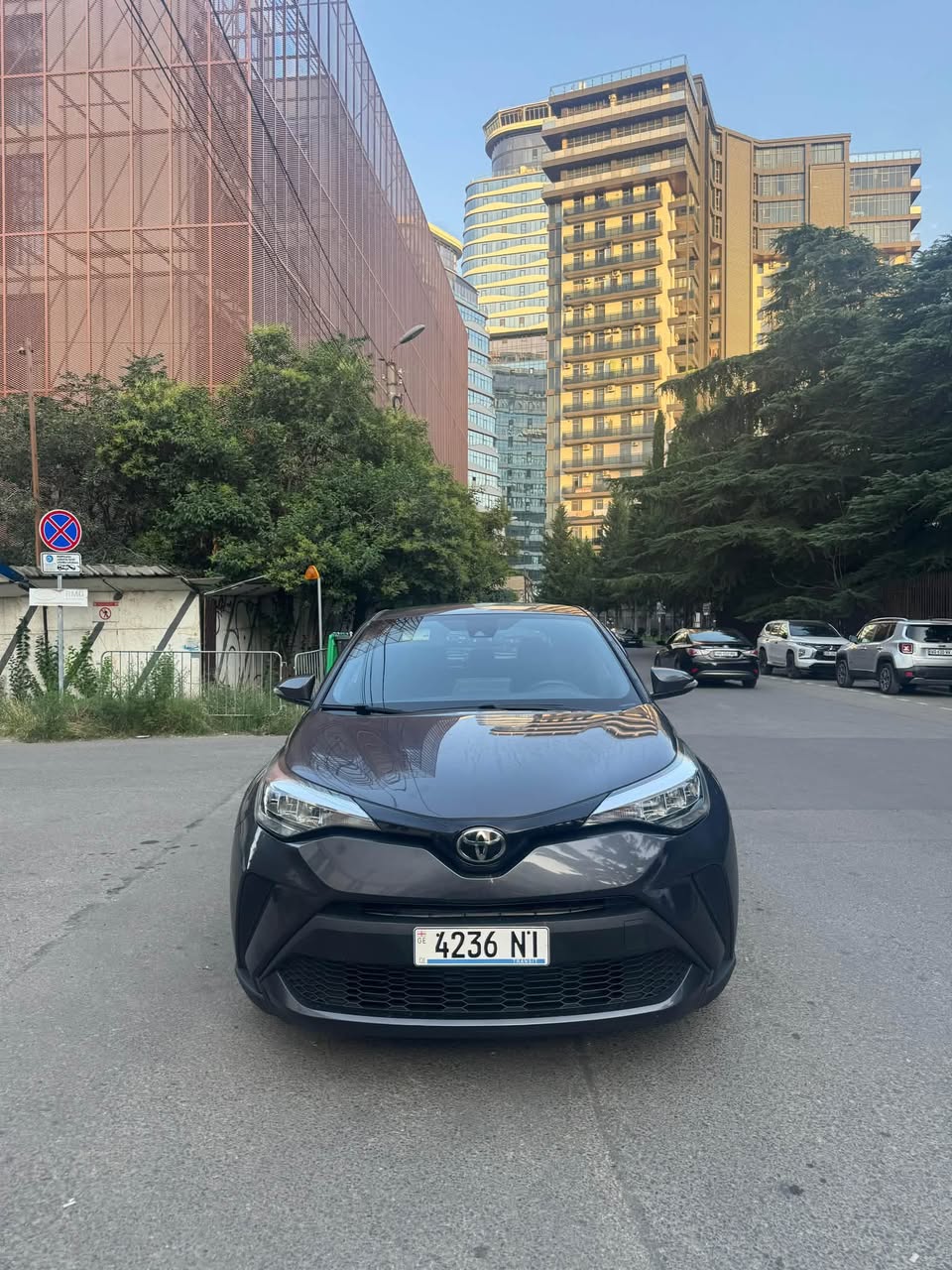 🚗 იყიდება Toyota C-HR 2020 ✨ — 15,000$