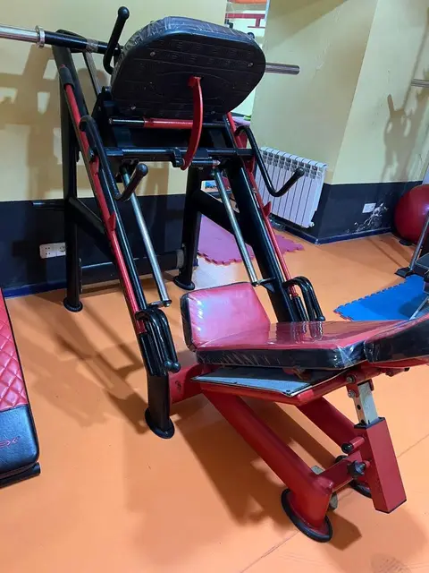 Spor aleti ayak presi...1000man...İyi durumdadır. (2500azn)