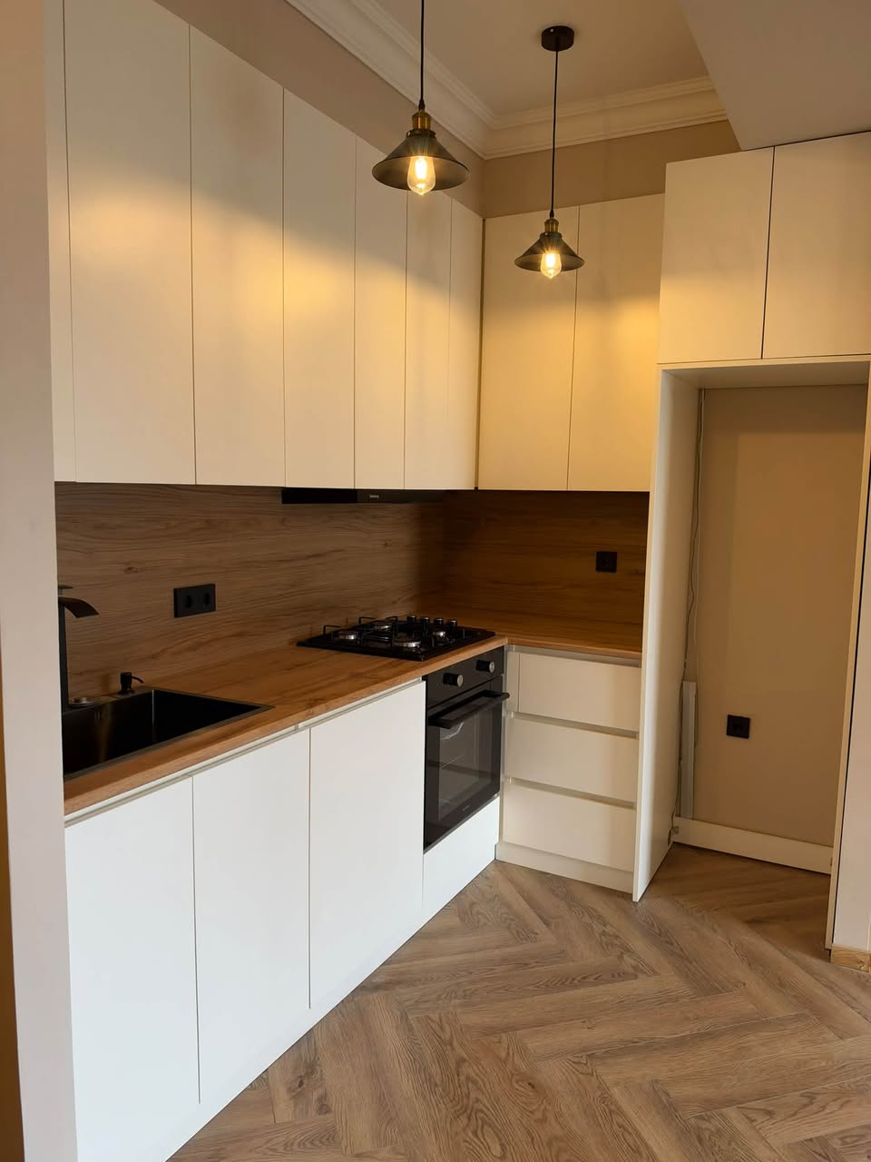 Mənzil satılır, Tbilisi — $83,000