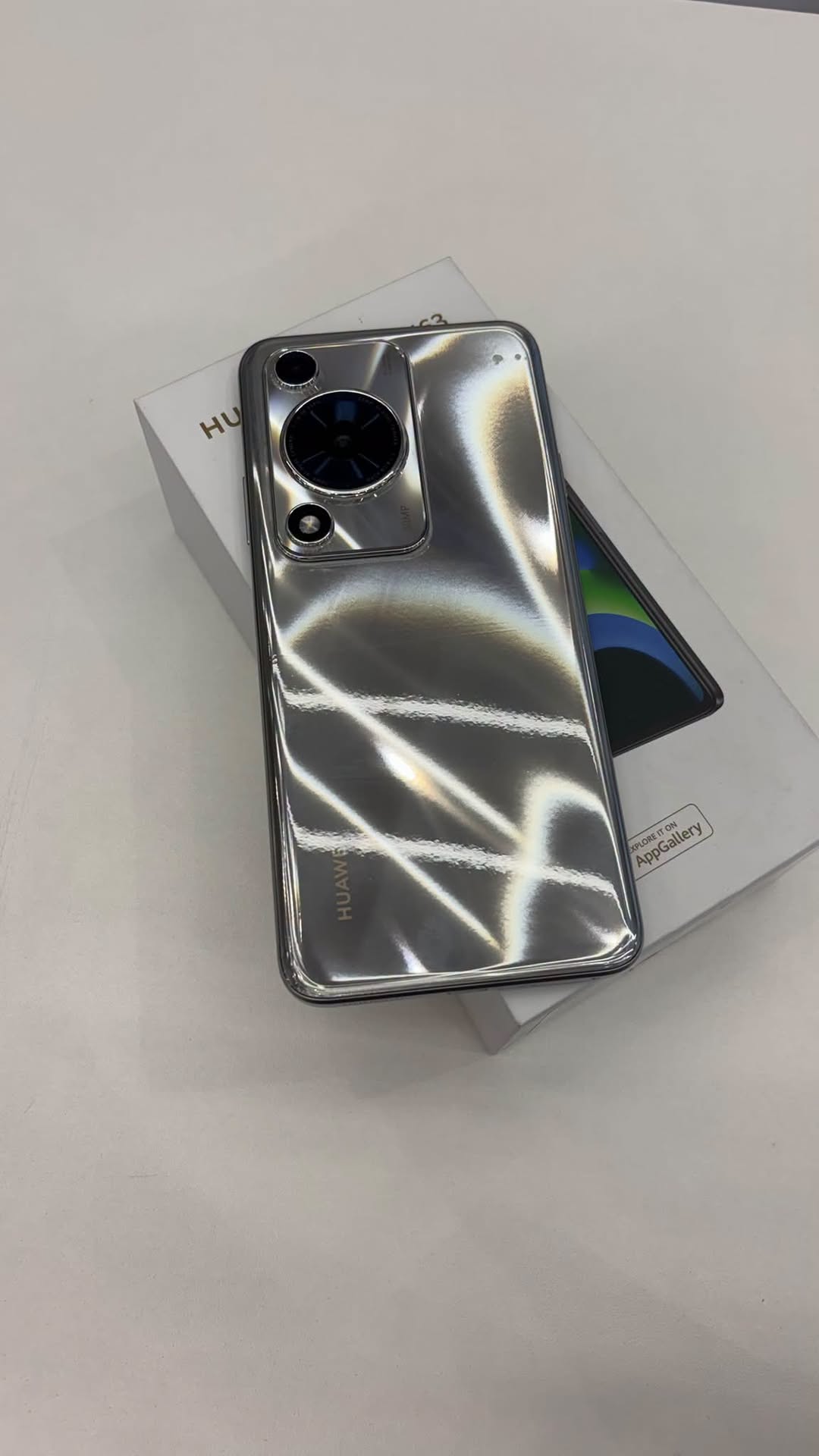 Huawei Nowa y63 45.000AMD იდეალურია
