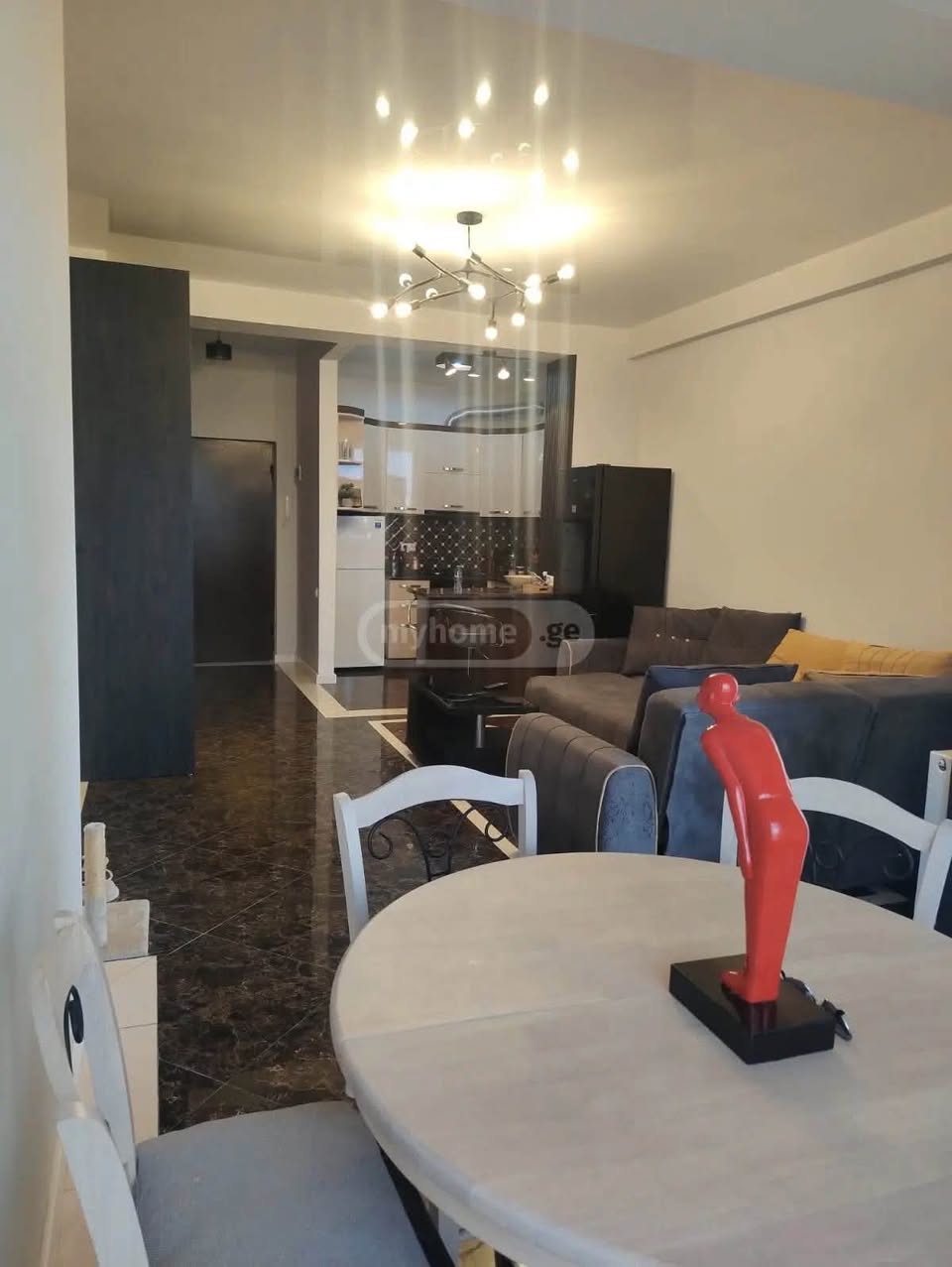იყიდება 3-ოთახიანი ბინა, თბილისი — $140,000