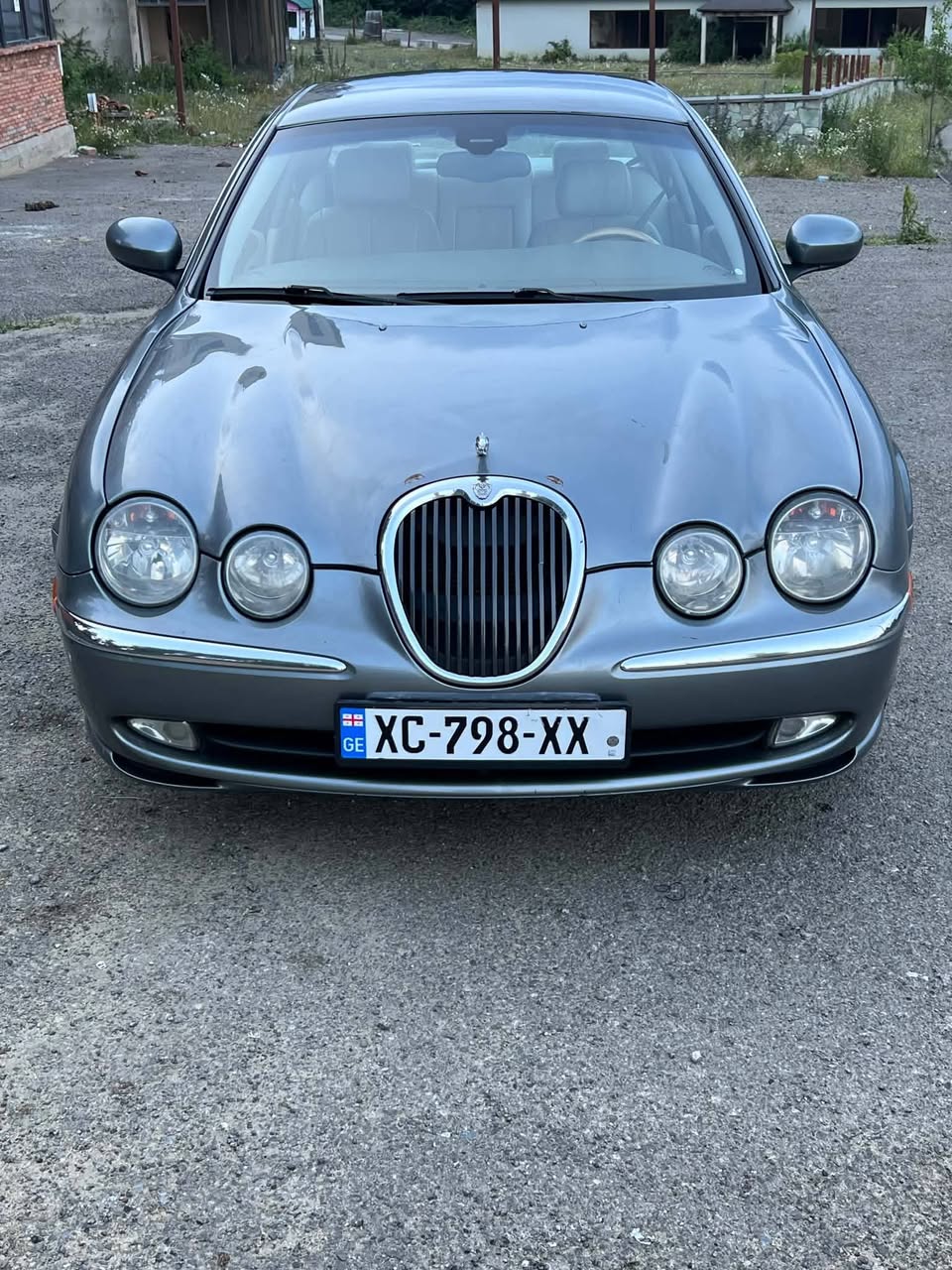 Avtomobil 2005 — 558684888₾