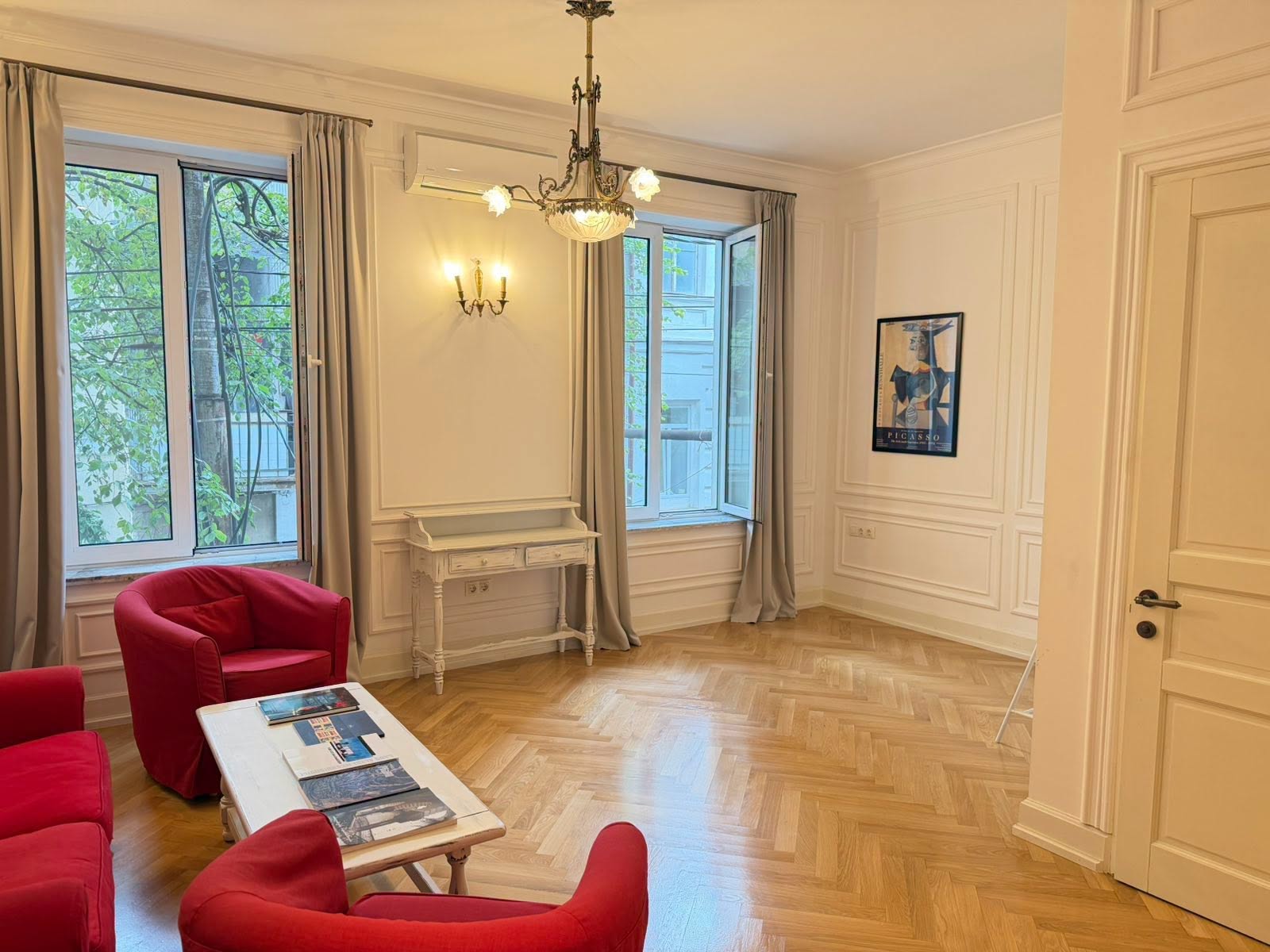 4 otaqlı mənzil satılır, Tbilisi — $325,000