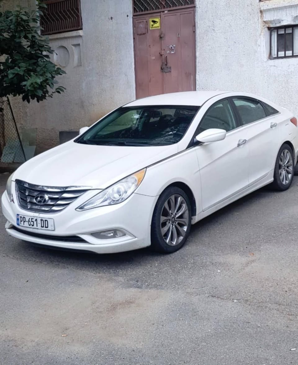 2013-cü il Hyundai Sonata Limited satılıqdır — 3,800$
