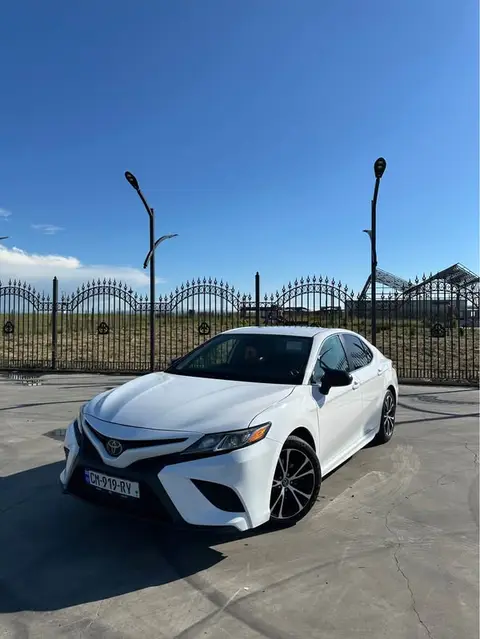 Toyota Camry 2020