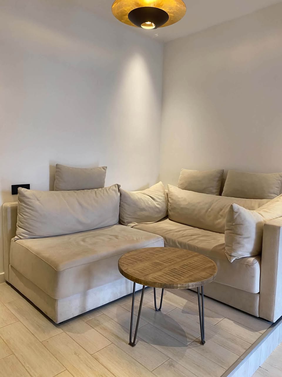 Kiralanıyordur daire, Tiflis