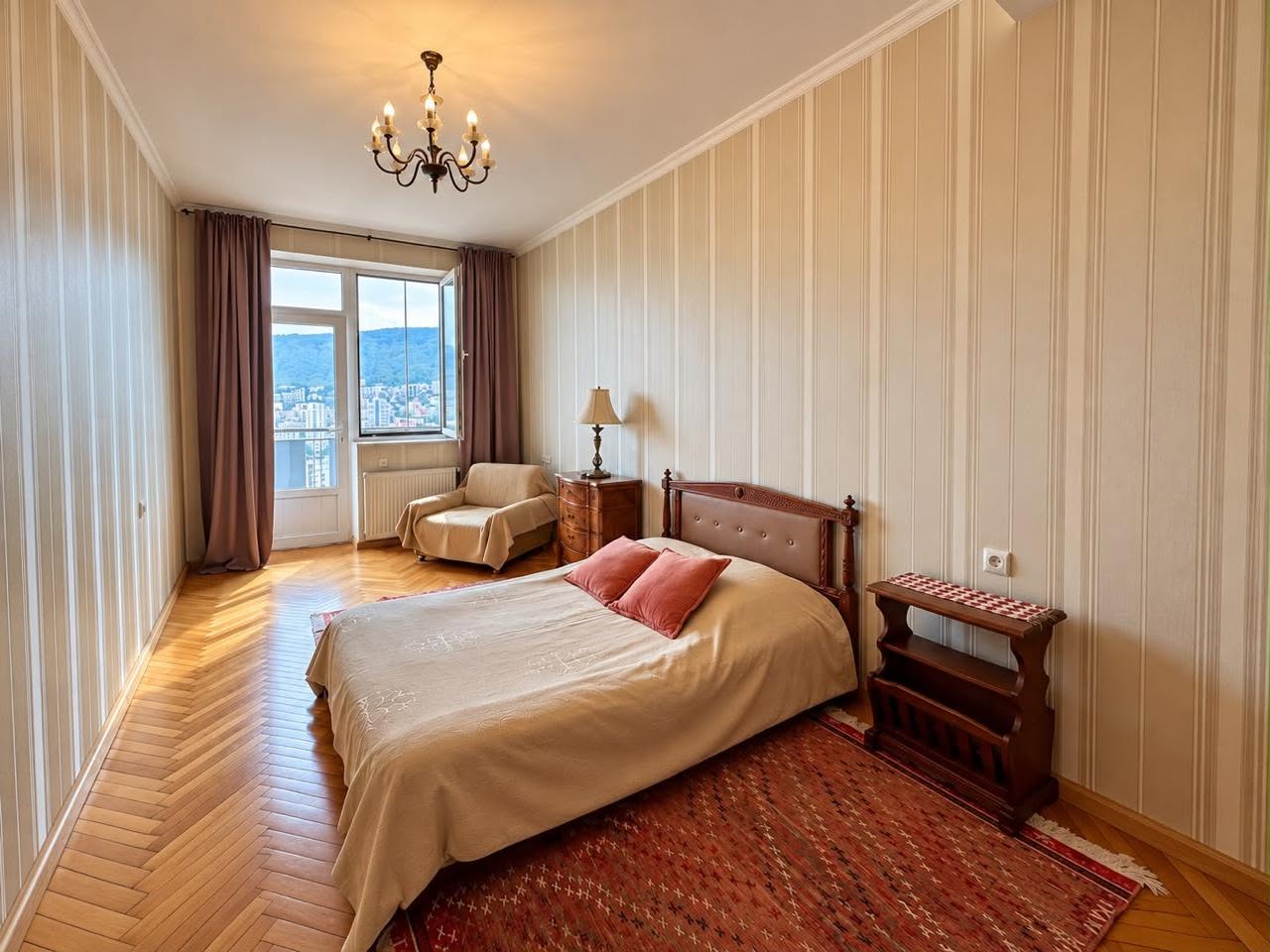 Satılık daire, Tiflis