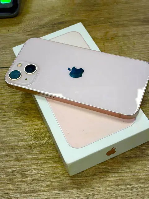 iPhone 13 ვარდისფერი, 128 GB; BH 76 % — 450₾