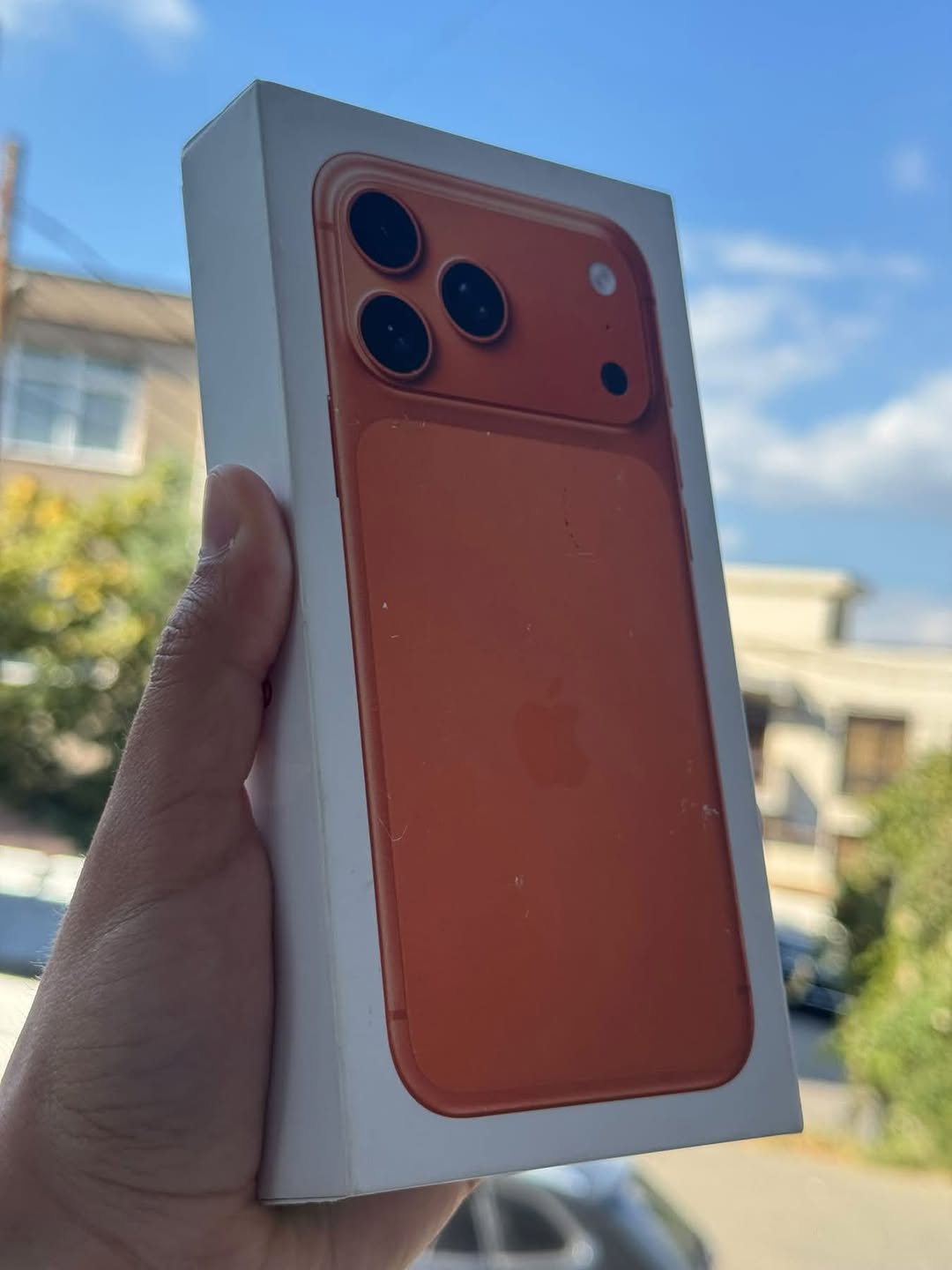 iPhone 17 Pro Max 256GB, Cosmic Orange