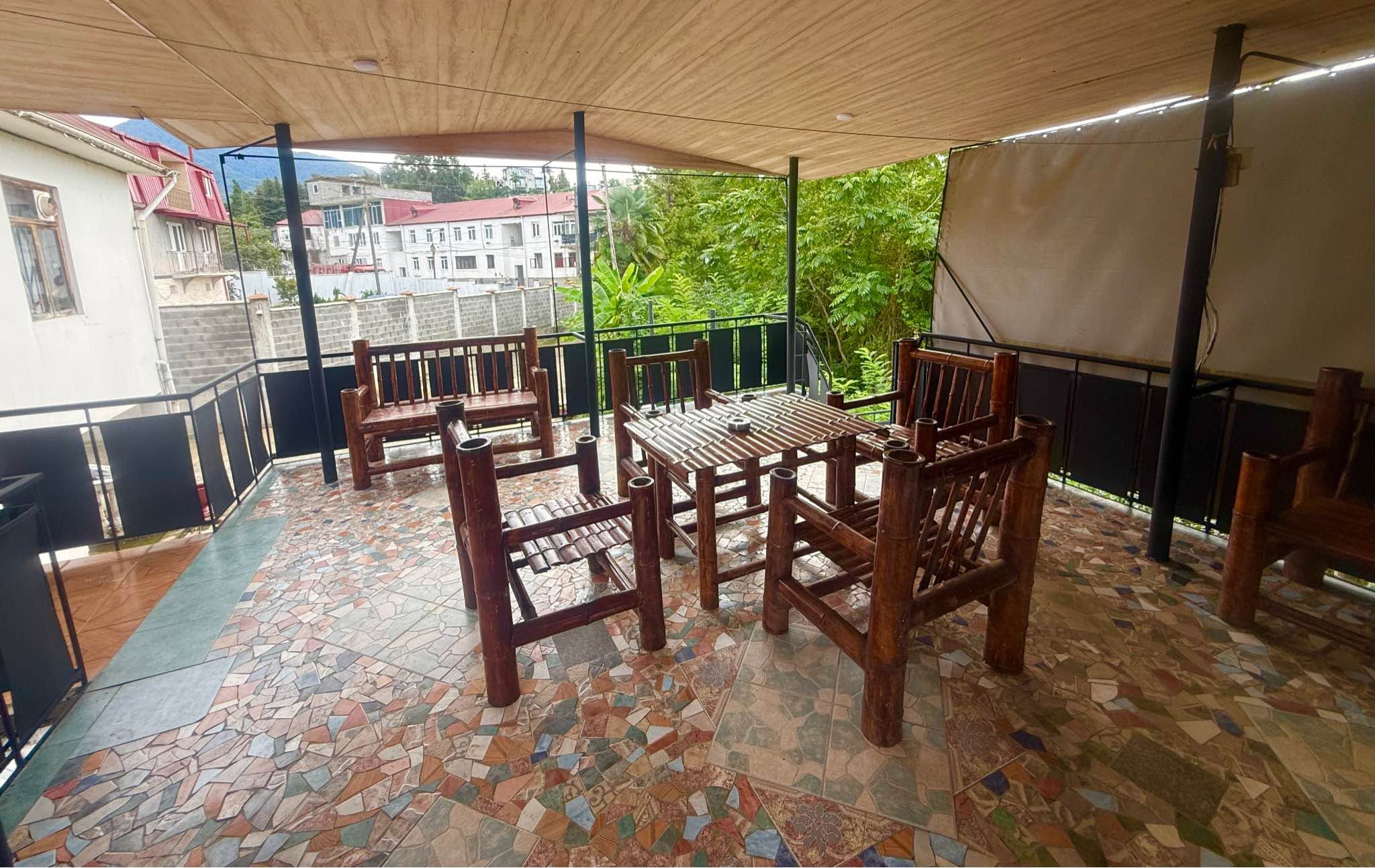 Private house for rent annually, 3 bedrooms, living room