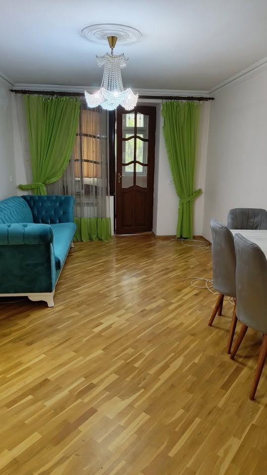 2 otaqlı mənzil kirayə, Bakı