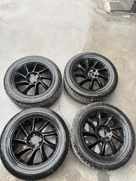Լորինզեր R 17 ,սվարկած, ճաքած տեղեր