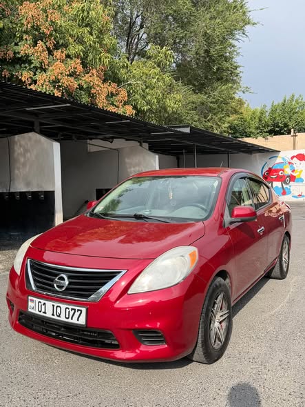 Nissan Versa SV 2013, LPG