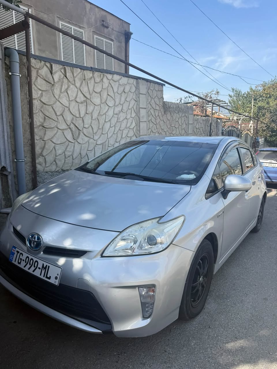 2014 թվականի Տոյոտա Պրիուս վաճառվում է — 6,700$