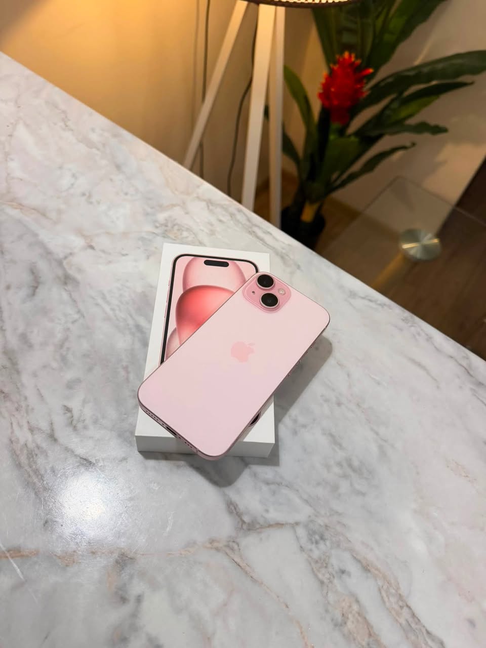 iPhone 15 128 GB satılık, ilan veriliyor