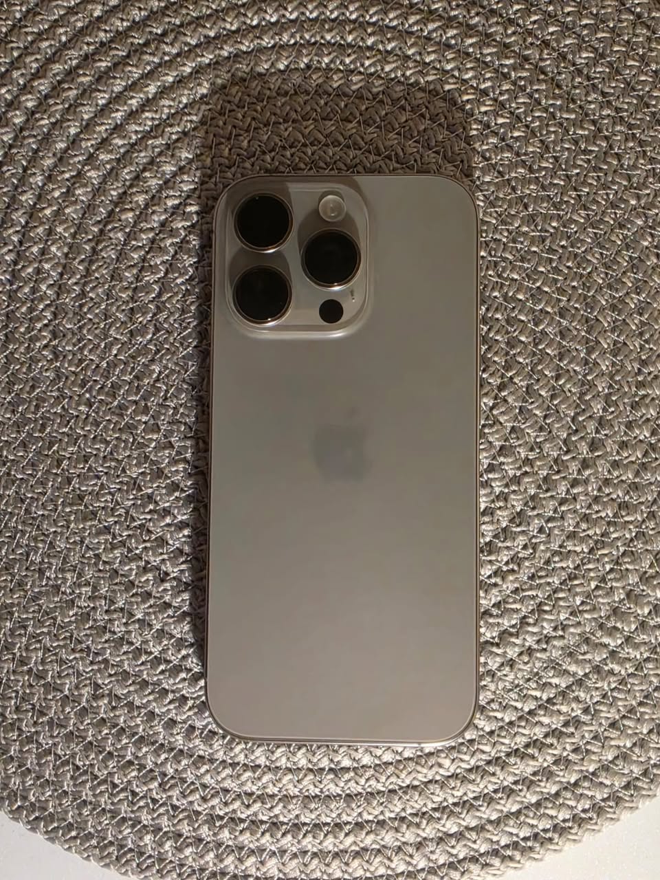 iPhone 16 Pro 128GB, უნაკაწრო, ბატარეა 91%