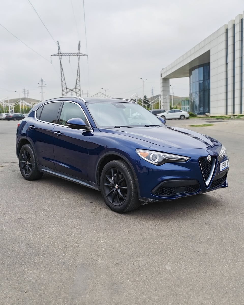 Продаются оба автомобиля 2020 — 12,500$