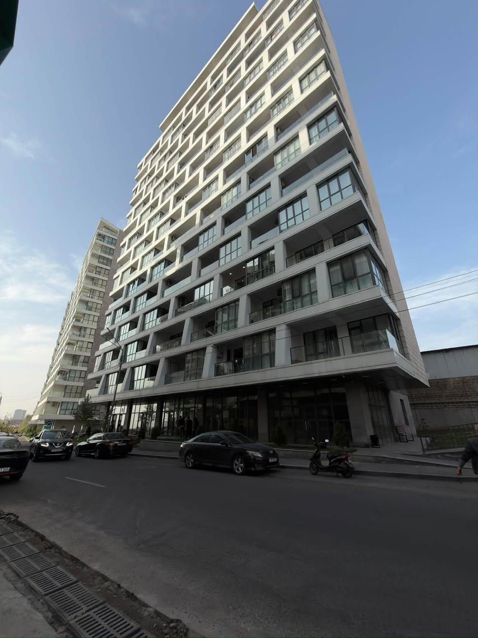 Վաճառվում է 3 սենյականոց բնակարան, Երևան