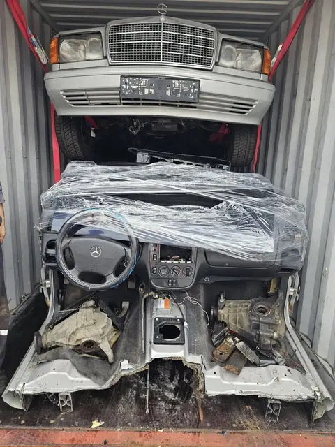 Mercedes-Benz 163