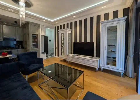 Վաճառվում է 2 սենյականոց բնակարան, Երևան