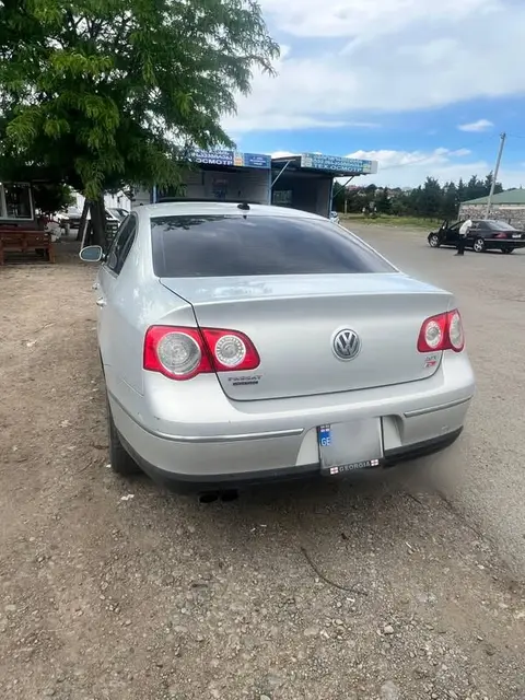 Volkswagen Passat 2010