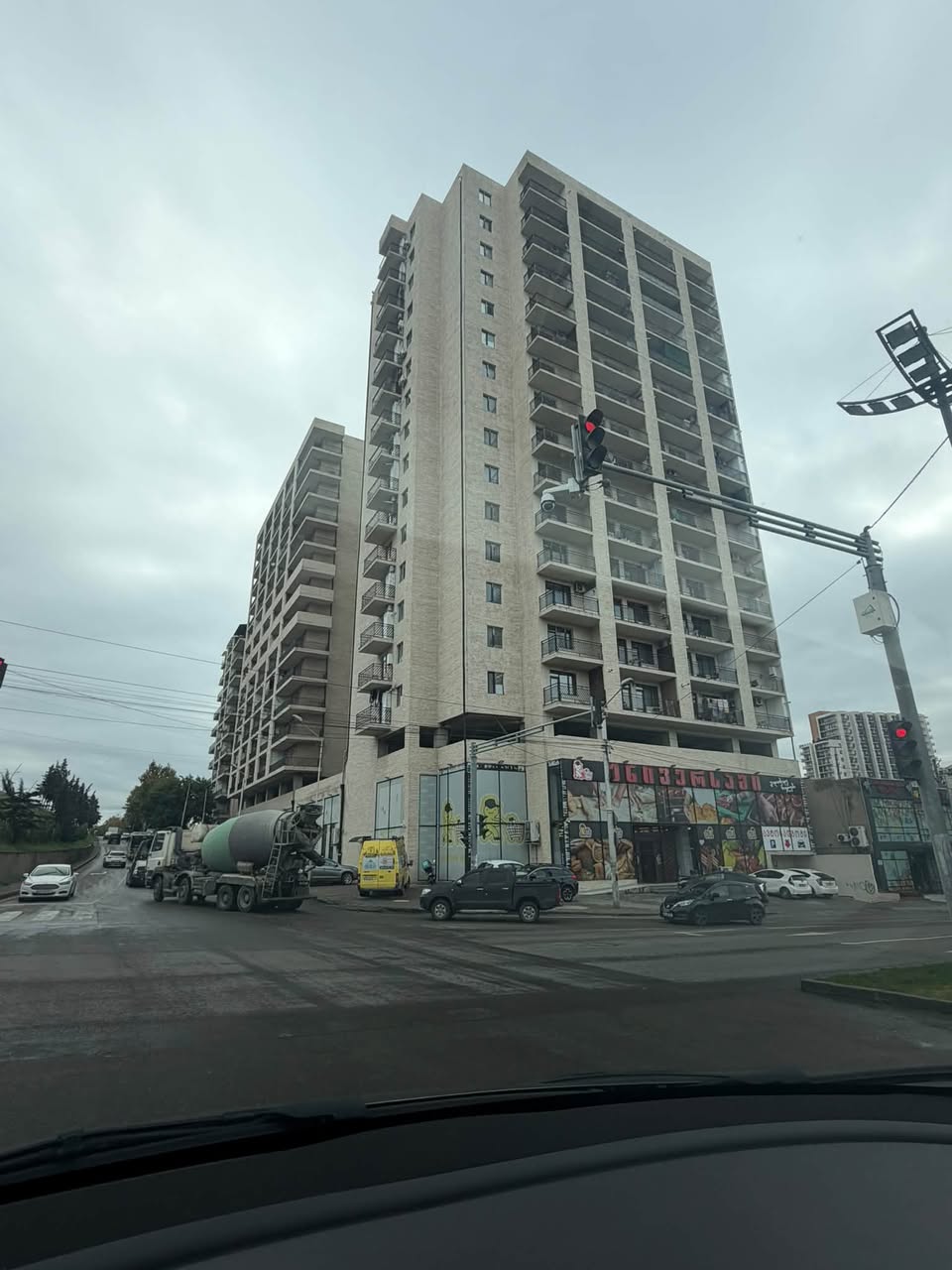 იყიდება 3-ოთახიანი ბინა, თბილისი — $92,000