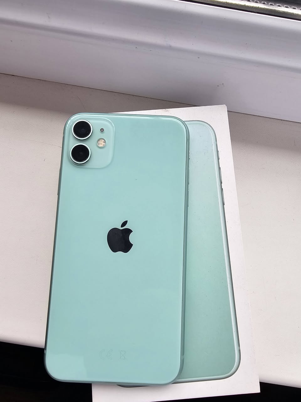 iPhone 11 მწვანე, ყუთით