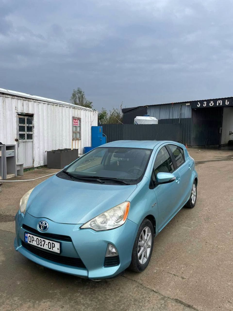 Toyota Prius C 2012