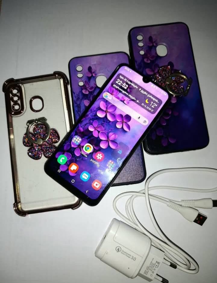 Samsung Galaxy A30, good condition
