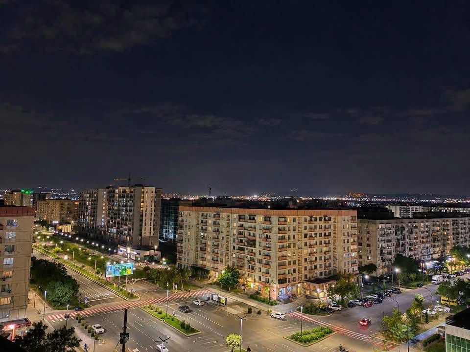 Продается 4-комнатная квартира, Рустави — $100,000