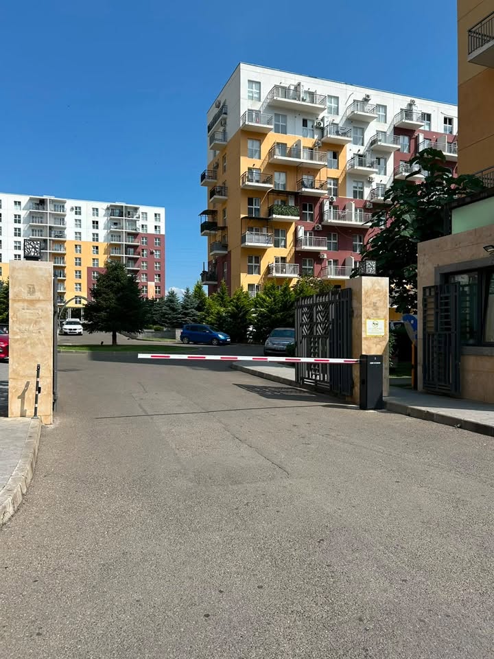 Satılır mənzil, Tbilisi