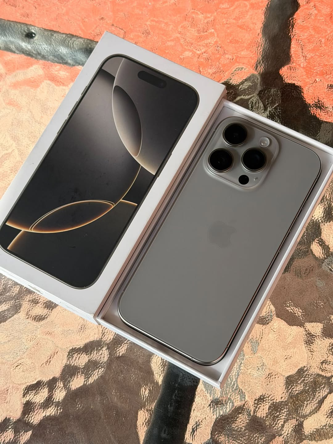 iPhone 16 Pro;Natural Titanium;İdeal durumdadır, 256 GB; BH 2050