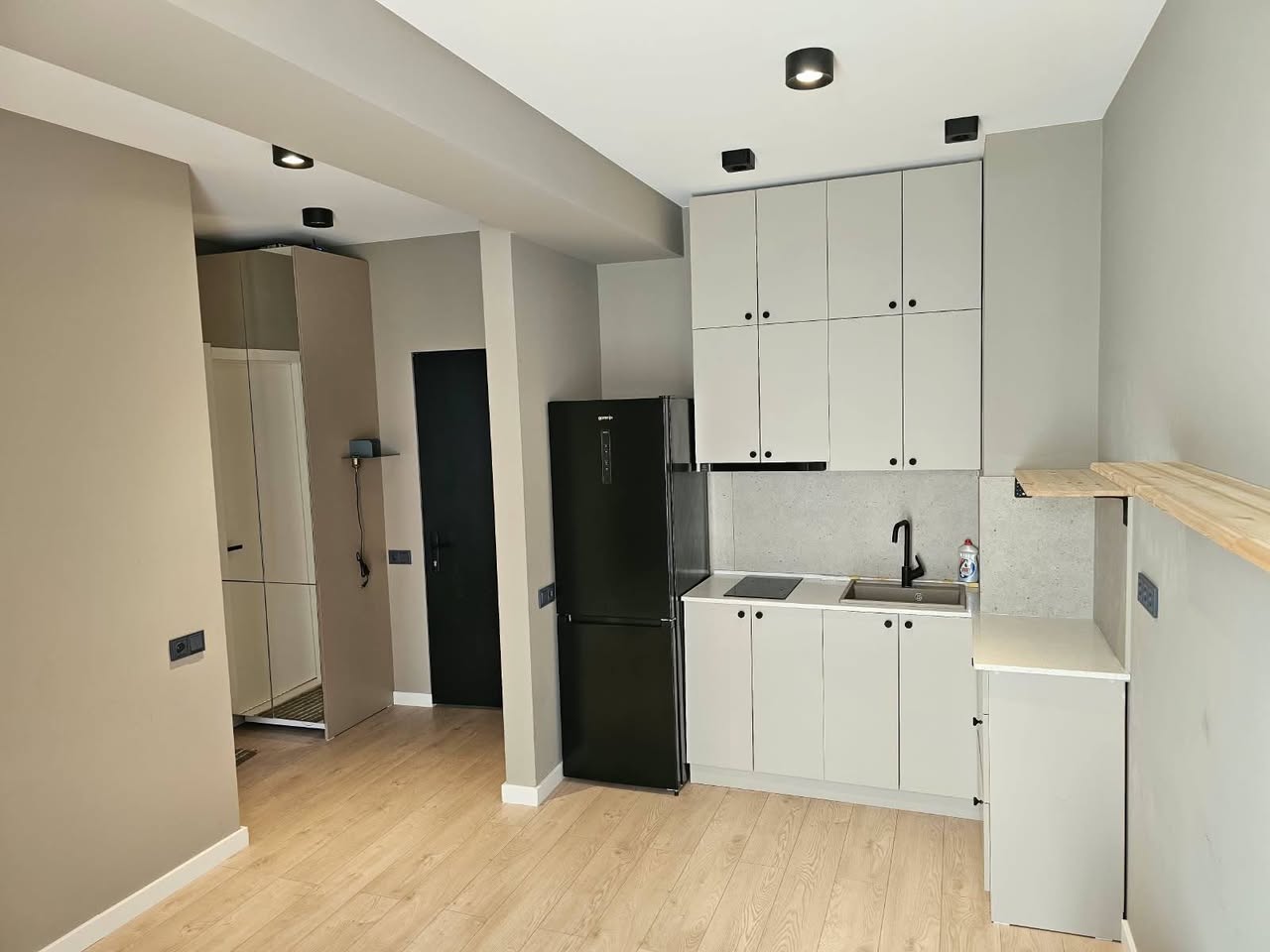 იყიდება ბინა, რუსთავი — $70,000