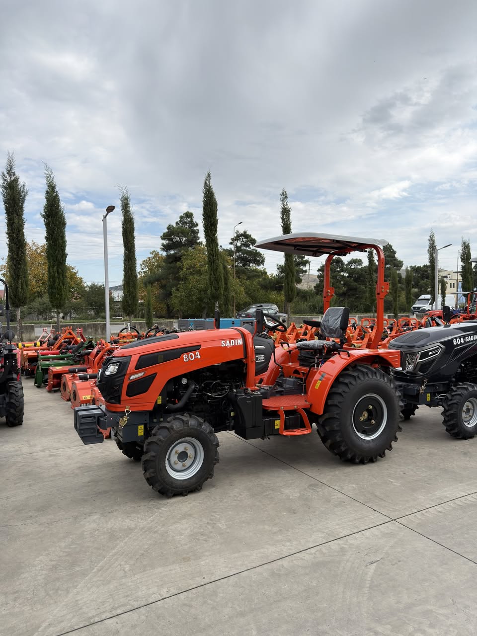 Tarım makineleri yerinde - geniş 🚜