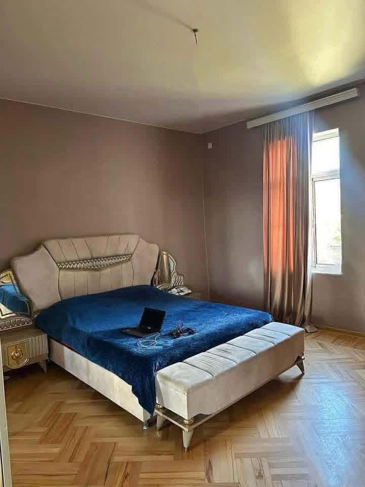 Ev, Kutaisi