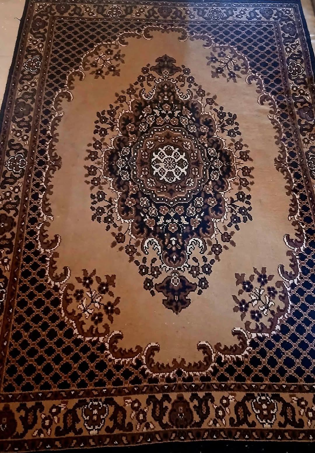 Գորգ ծաղկավոր նախշով