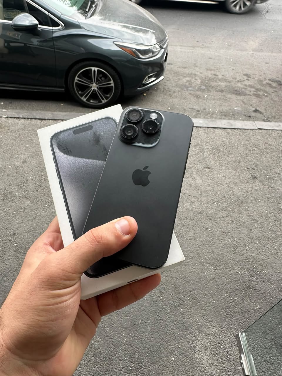 iPhone 15 Pro 128 ГБ ✅Заводской 88% — 180 000 драм
