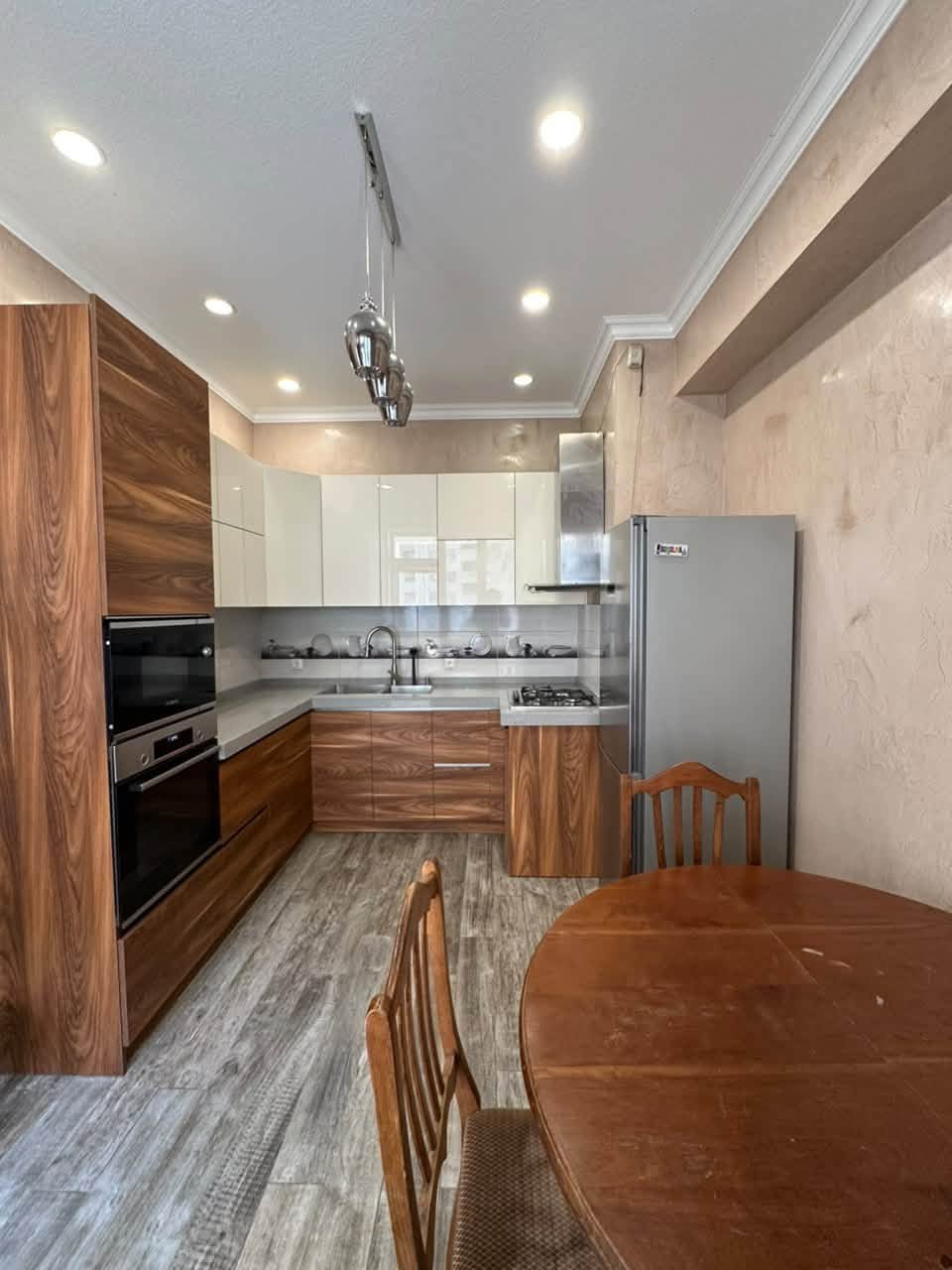 3-room apartment for rent, Tbilisi — $1,300