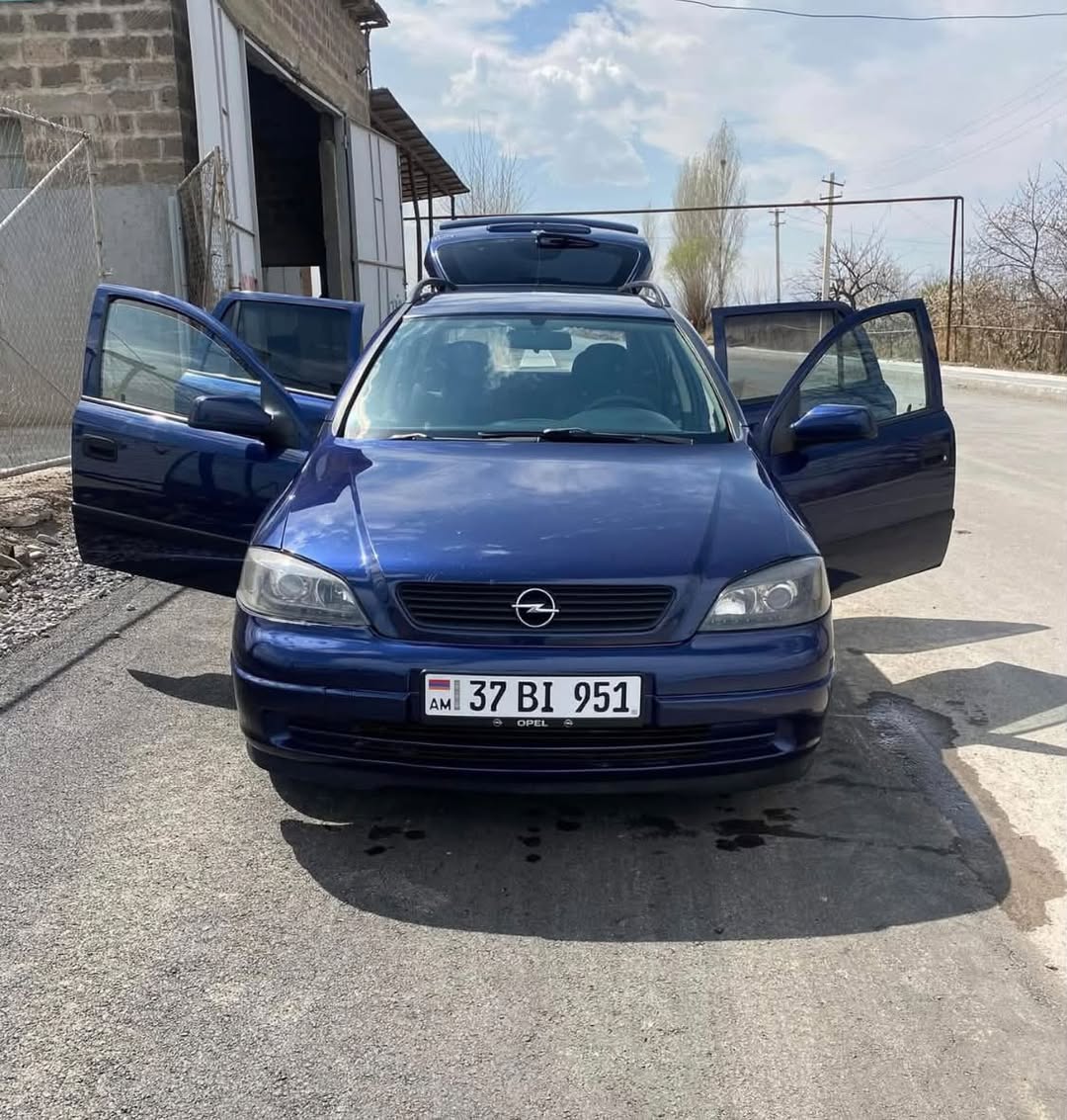 Opel station wagon, car