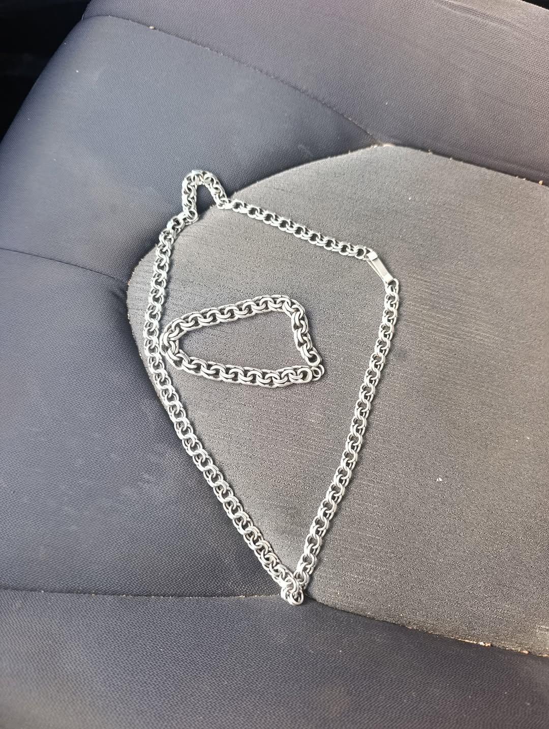 Chain and bracelet set, 2 items
