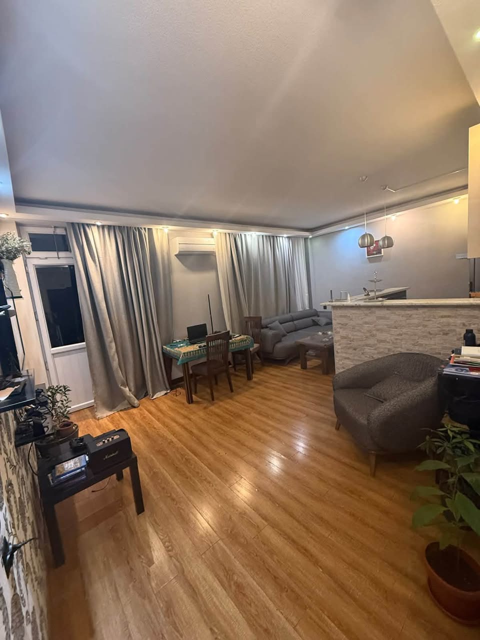 იყიდება ბინა, თბილისი — $119,000