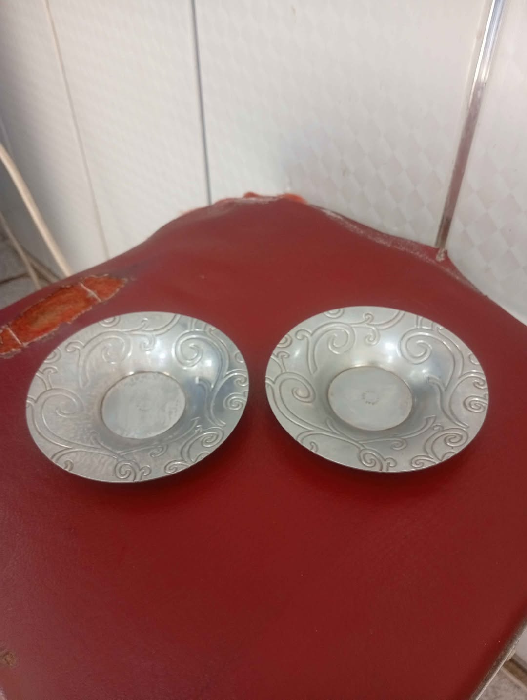 2 Adet Oyma Metal Tabak