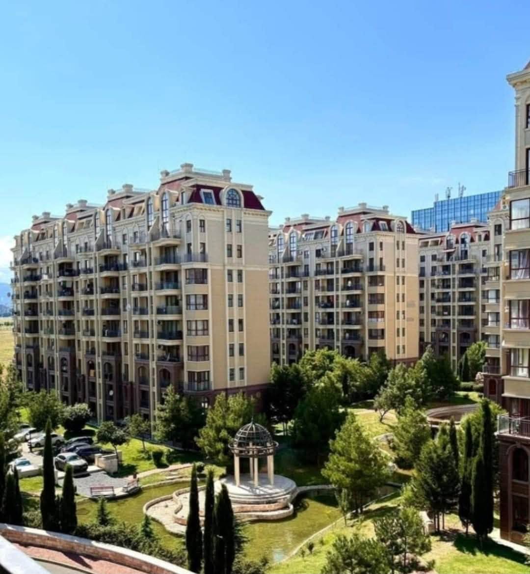 Продается квартира вместе с арендатором в — 77,000$