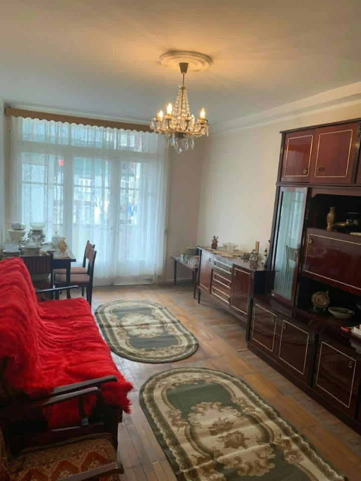 იყიდება ბინა, ბათუმი