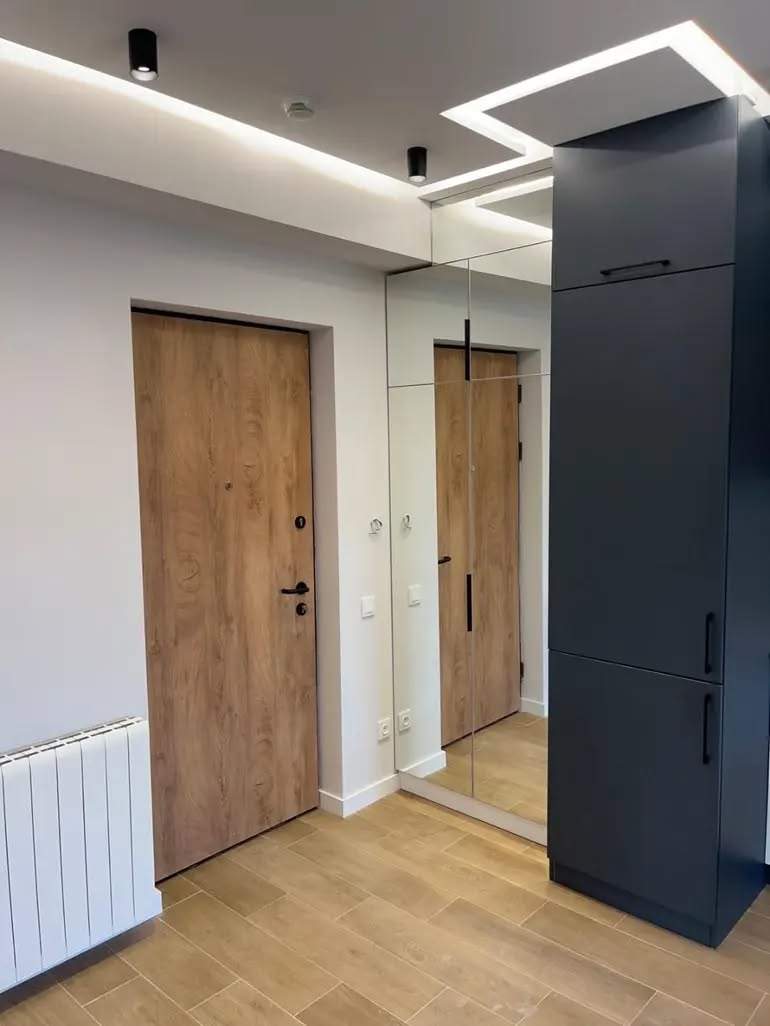 იჯარით აღებული ბინა — 900$